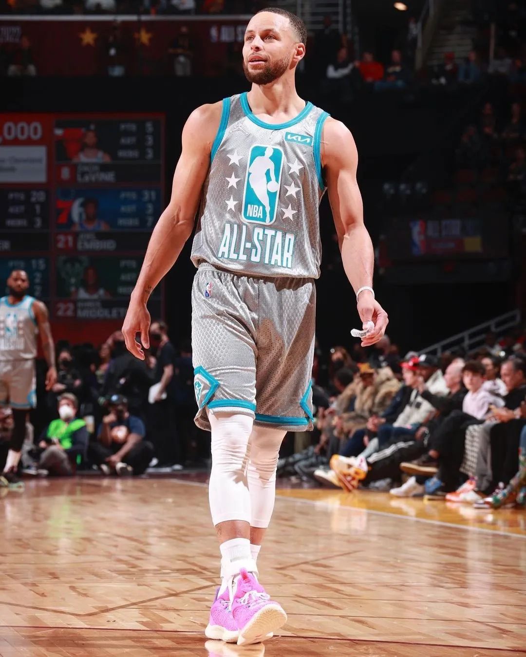 一场比赛中 一场比赛中