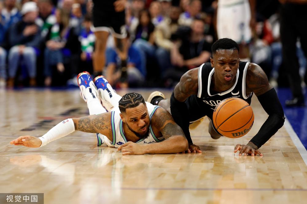 灯火通明的 灯火通明的